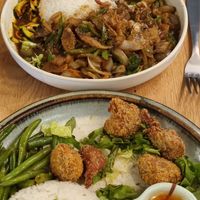  at Cantine De Lotus in Paris