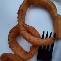 These onion rings will make you write poetry. 😁 at 3 Hogs BBQ in Hanover