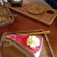 Lemon-raspberry pie from the daily menu, date cake & chocolate chip cookie at Jungle Café & Catering in Eindhoven