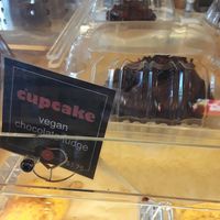 Cupcake at Seize the Bagel in Vancouver