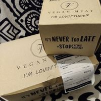 Delivery por Uber eats. Muy rico. Chorrillana full meat y helado nota co. at Vegan Meat in Santiago