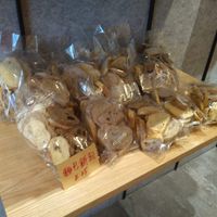 麵包餅乾 at Sù Xué HōngBèi Fāng 素學烘焙坊 in New Taipei City