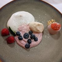 Baiser + Himbeercreme + Erdbeer Panna Cotta at Haus 26 in Weissbriach