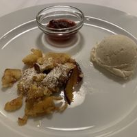 Auf besonderen Wunsch wurde sogar erstmalig ein veganer Kaiserschmarrn gezaubert. Hammer! 😋 at Haus 26 in Weissbriach