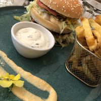 Big Gorilla with bacon and fries  at Green Gorilla in Montpellier