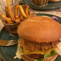 burger du moment au "foi gras" vegan !   at Green Gorilla in Montpellier