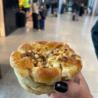 Apple e caramel bun at CPH - Espresso House - T2 in Kastrup
