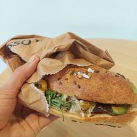 Crispy Avocado & Paprica Baguette (75 kr) at CPH - Espresso House - T2 in Kastrup