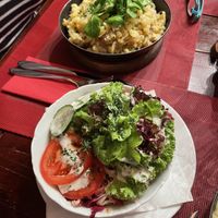 Salat und Krautspätzle  at Dorfstadl in Fiss