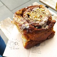 Vegan cinnamon roll at Szklarnia in Krakow