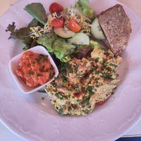 Tofu scramble breakfast at Cafe Jasmin in Munich
