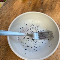 Bolo de limão siciliano com amora que a Patri devorou e não deu tempo de tirar foto at Tectonica in Sao Paulo