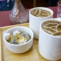 Sundae mochi (black sesame ice-cream + mochi cubes) + Hojicha Latte at La Maison du Mochi - Turenne in Paris