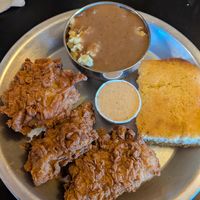 Dinner plate🤍 at Dirty Lettuce in Portland