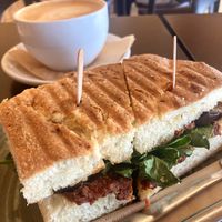 Soze panini vegansk and oatmilk cappuccino.  at SOZE in Faaborg