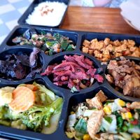 Ricetable for 2 at De Vegetarische Toko in The Hague