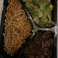 Mit Gluten  at De Vegetarische Toko in The Hague