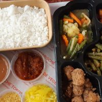 Rijsttafel at De Vegetarische Toko in The Hague