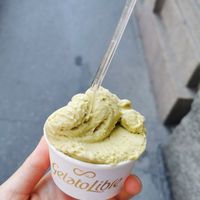Small pistachio 2,50 Euro at Gelato Libre in Milan