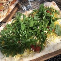 Pizza San Michele with vegan cheese and extra Rucola at OhJulia in Stuttgart