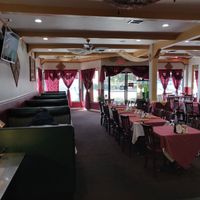 Inside at India's Tandoori in Hawthorne