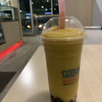 Mango smoothie with boba pearls  -no condensed milk, powdered milk. at Milu in Regina