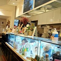 interior of location - view towards the counter at Ma Pause in Seoul