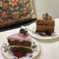 Cappuccino cake & matcha cake at Ma Pause in Seoul