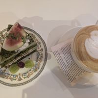 Almond latte at Ma Pause in Seoul