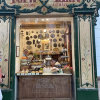 Lovely window display at Fornet de la Soca in Mallorca