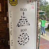 La puerta principal!!  at Iom Cocina Plant-Based in Bogota