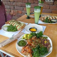 Entrada deditos de yuca con salsa cheddar vegana, crepes armados al gusto, un plato espectacular compuesto de muchas delicias y limonada natural at Iom Cocina Plant-Based in Bogota