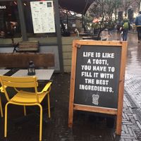 outside pun at Happy Tosti in The Hague