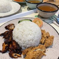 Char siew and chicken rice  at VegTalk in Genting Highlands