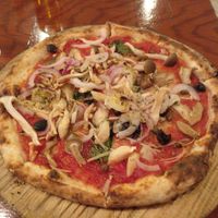 Pizza Marinara Speziale with Quattro Funghi and red onion at Parco Della Pace  in Hiroshima