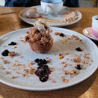 Terracake y Paisacotta al fondo at INA Restaurante in Medellin