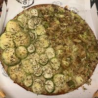 Half zucchini with garlic sauce and half roasted garlic   at Fit de Fato Pizzaria in Rio De Janeiro