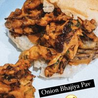 Onion bhajiya pav  at Shree Krishna Vada Pav in Shirley