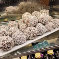 Chocolate balls at Steinbrenner & Nyberg in Gothenburg
