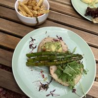 GF avo bagel w/ salt n’ pepper chips at Shrub in Chester