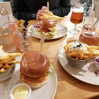 Amazing burgers and delicious fries at Shrub in Chester