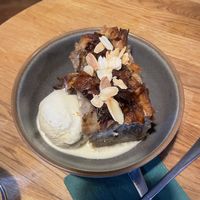 Crumble  at Shrub in Chester