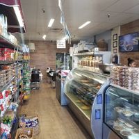 Geffen at Geffen Gourmet in Hewlett