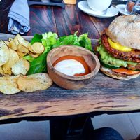 Yogi burger with taro chips at Dapur Usada  in Ubud