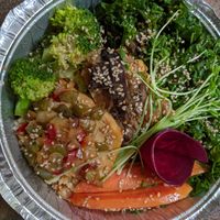 Bowl with Buddha sauce at La Belle Verte in Gatineau