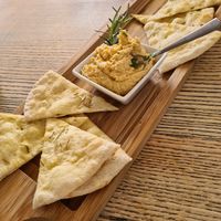 Starter hummus at Alecrim in Carrapateira