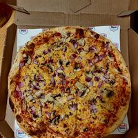 Vegan Pizza at Pizza Mann in Innsbruck