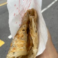 Thai basil flaky pancake (九層塔抓餅) at SùShí ZǎoDiǎn 素食早點 in Taichung