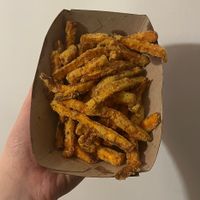 pomfri od batata s veganskom majonezom  at Falafel etc in Zagreb