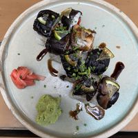 Entrada sushi (8 peças)  at Let it V - plant based in Buenos Aires